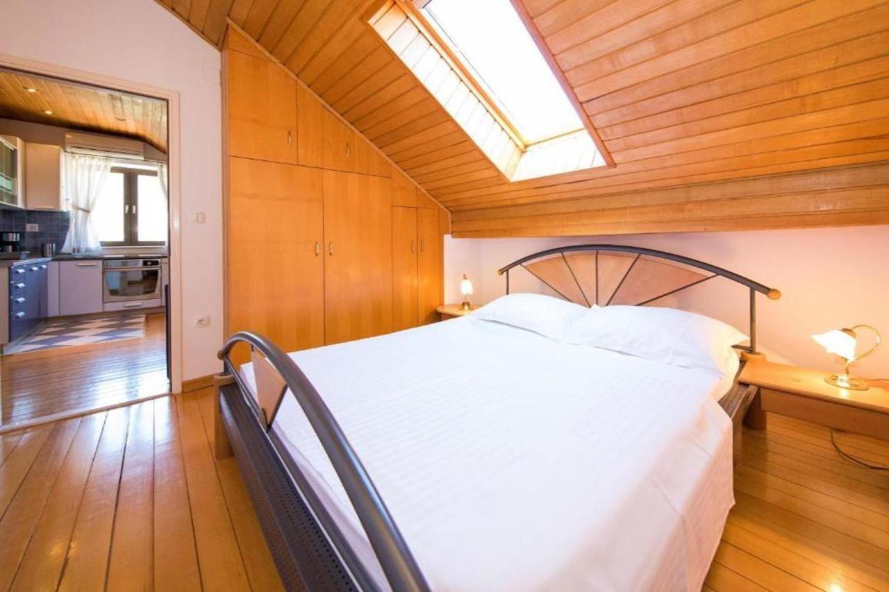Guest House J&J Zaton  Bagian luar foto